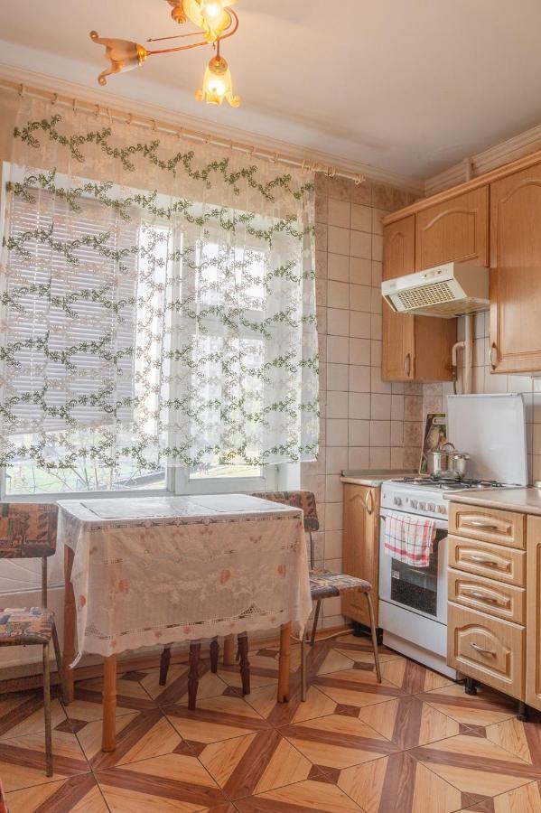 Квартира По Адресу Приозерная 8 Б Оболонь Kiev Bagian luar foto